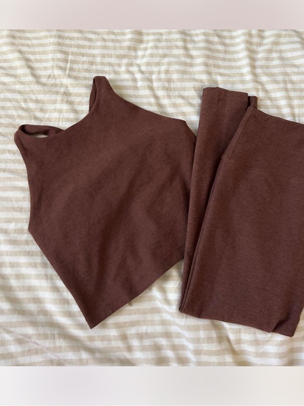 Beyond Yoga Set - Chocolate Brown Two-Piece Set - Crop Top & Leggings